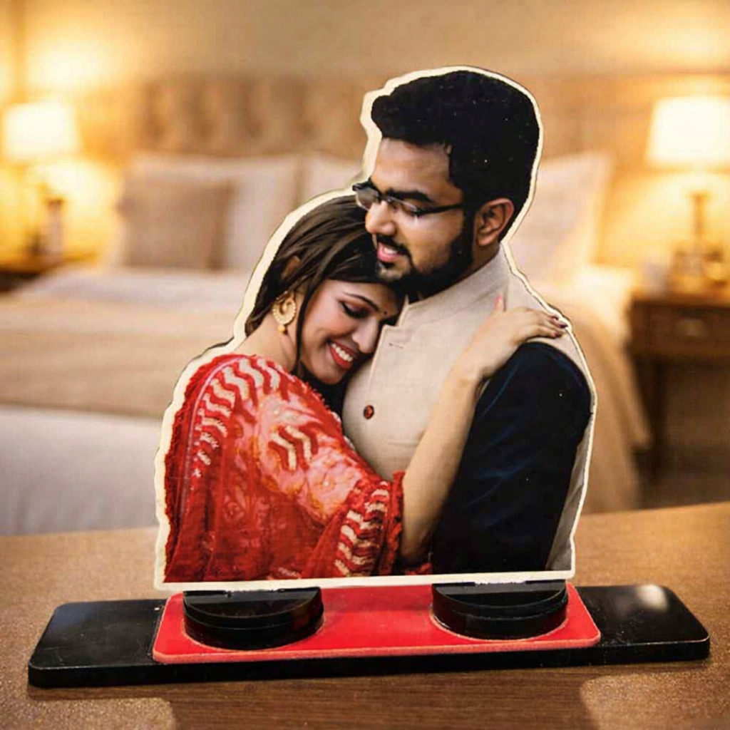 Magnetic Photo Cutout Stand